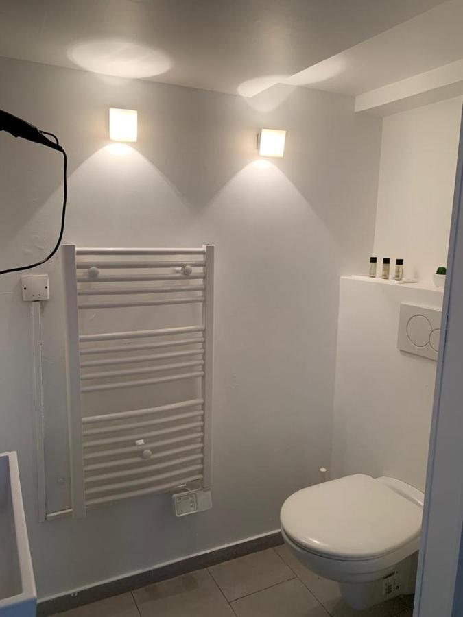 Spacious Bright Split Level Flat In The Fashionable Marais Apartment Paris Bagian luar foto